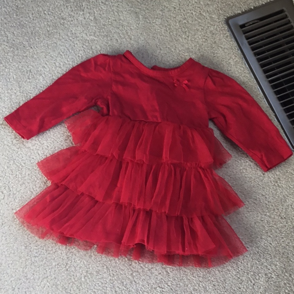 Carters 3–6 months red ruffle top/dress